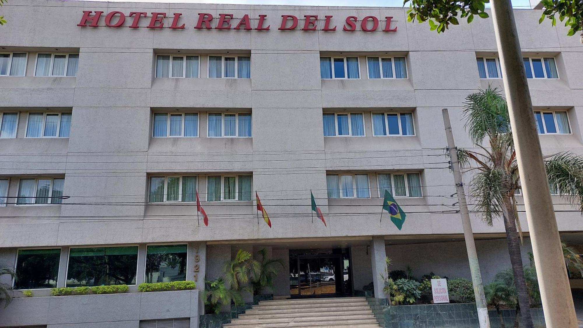 Hotel Real Del Sol - Zona Expo Industrial Гвадалахара Экстерьер фото