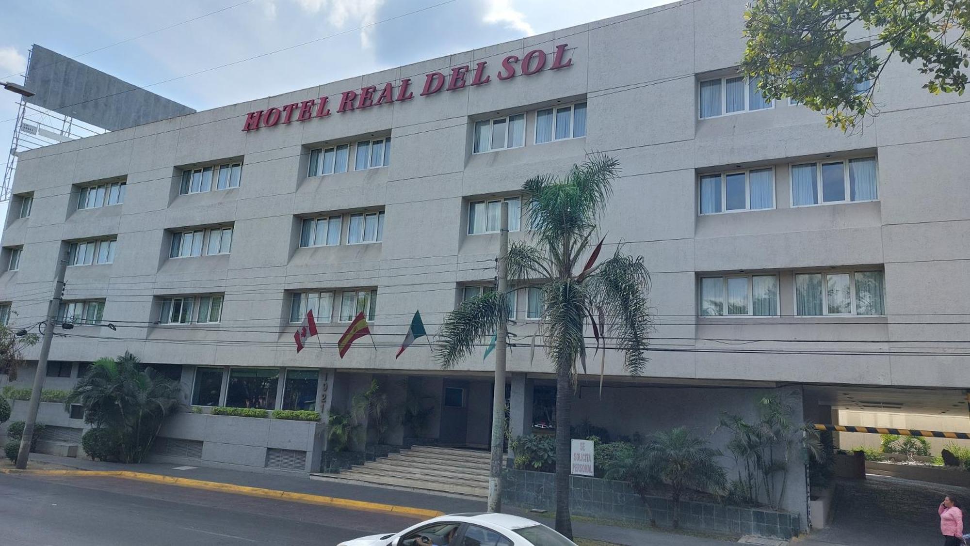 Hotel Real Del Sol - Zona Expo Industrial Гвадалахара Экстерьер фото